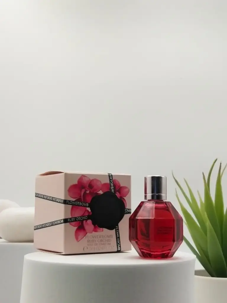 V&R Flowerbomb Ruby Orchid EDP 7 ml