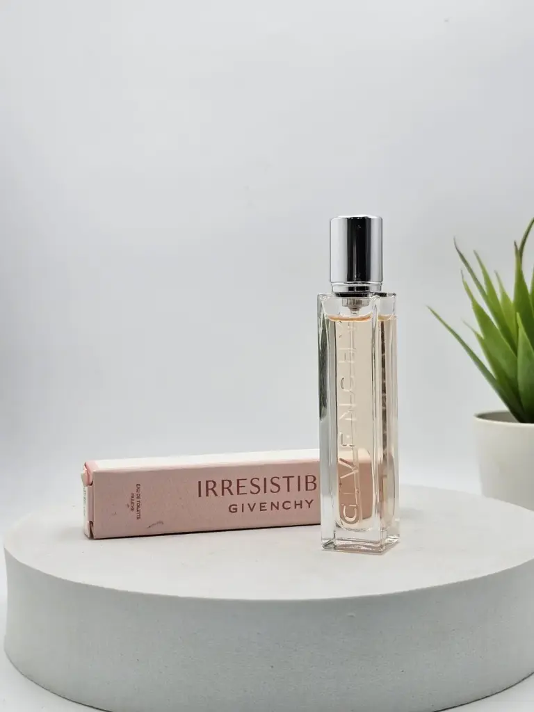 Givenchy Irresitible EDT 10 ml