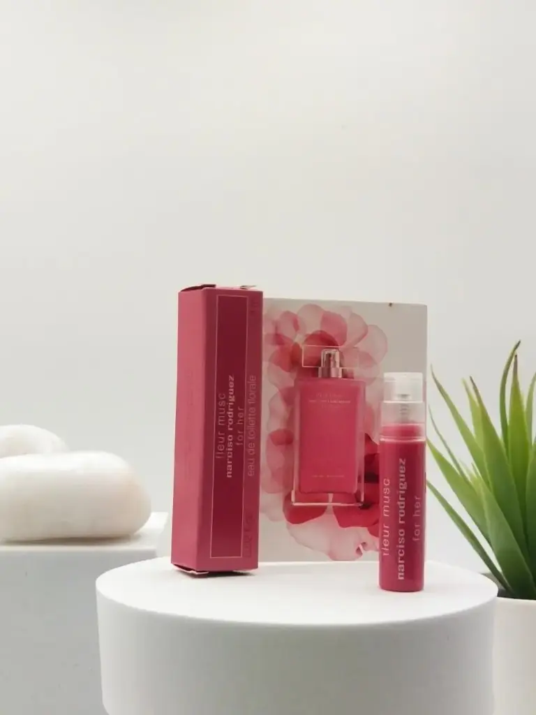 Narciso Rodriguez Fleur Musc For Her Florale EDT 0.8 ml